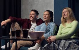 Где смотреть: какие посмотреть фильмы комедии бесплатно прямо сейчас