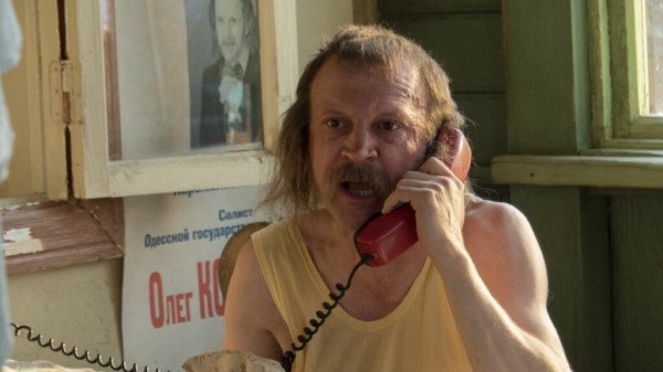 Поздняя слава, брак с Ольгой Теняковой и двое детей: как живет скрытный актер Тимофей Трибунцев