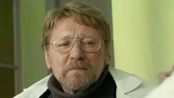 В 43 года женился на 24-летней, боролся с раком гортани: куда пропал актер Семен Морозов